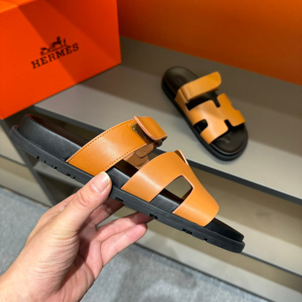 HM CHYPRE SANDAL TANGERINE CALFSKIN