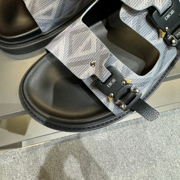 CD DOUBLE H-TOWN SANDAL PALE GRAY CALFSKIN