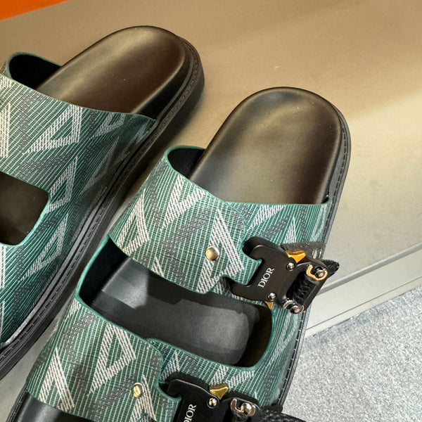 CD DOUBLE H-TOWN SANDAL PINE CALFSKIN