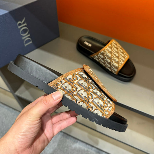 CIABATTA CON CINTURINO IN VELCRO JACQUARD AMBRA