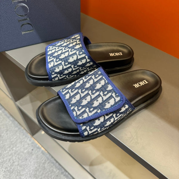 CD VELCRO STRAP SLIPPER AZURE JACQUARD