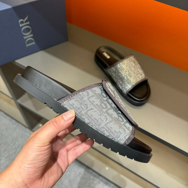 CIABATTA CON CINTURINO IN VELCRO JACQUARD GRIGIO BLU