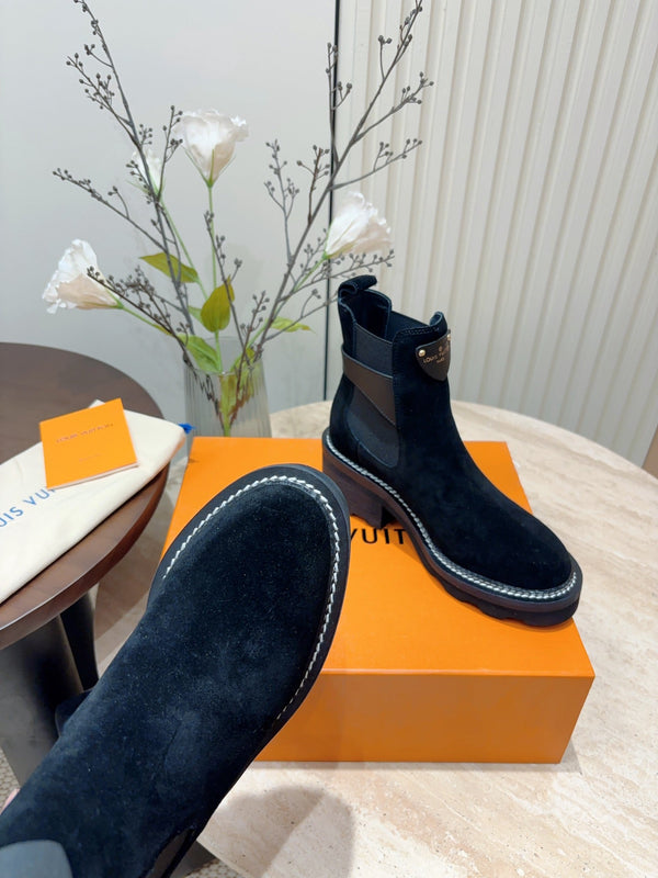 Stivaletto LV Beaubourg in pelle scamosciata nera