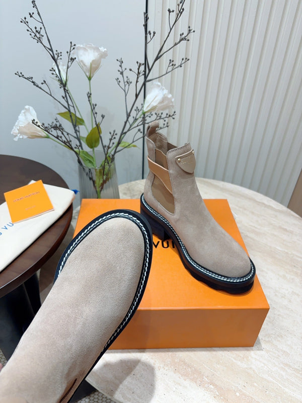 Stivaletto LV Beaubourg in pelle scamosciata grigio marrone