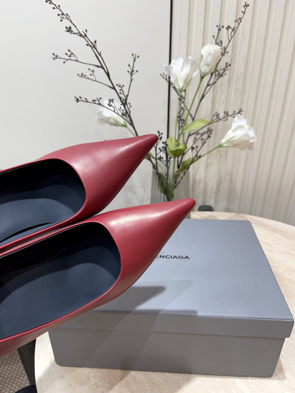 CURVED HEEL SHALLOW MOUTH PUMPS IN CADILLAC CALFSKIN