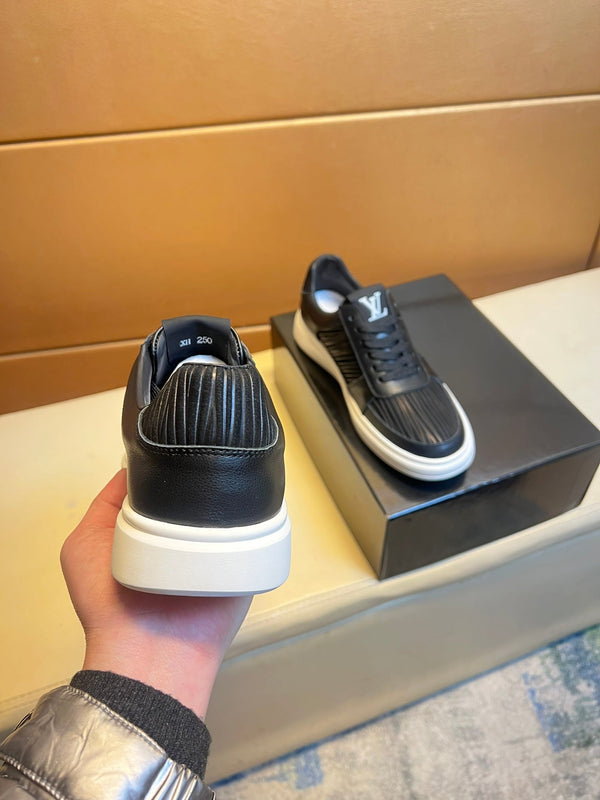 SNEAKERS LV IN VITELLO NERO E CAMOSCIO