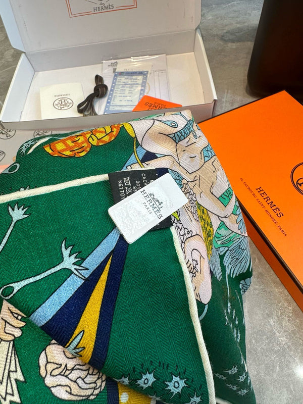 Flagship Scarf 140 CM In Dark Green Colorful Cashmere And Mulberry Silk 376506