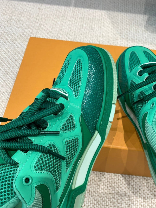 LV Skate Sneaker in pelle di vacchetta verde