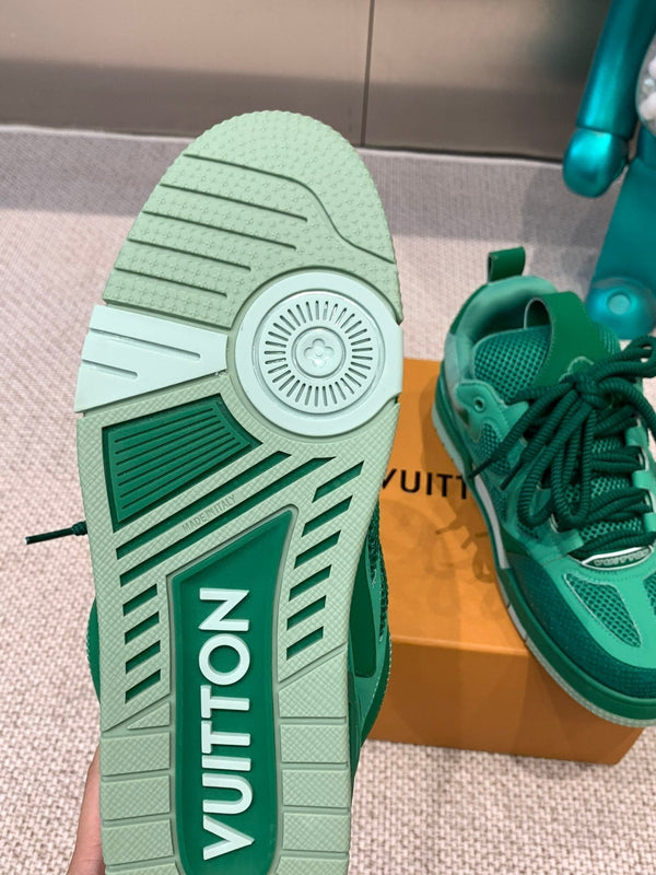 LV Skate Sneaker in pelle di vacchetta verde