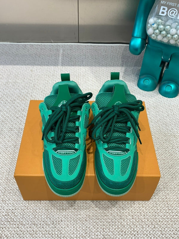 LV Skate Sneaker in pelle di vacchetta verde