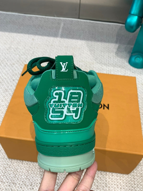 LV Skate Sneaker in pelle di vacchetta verde