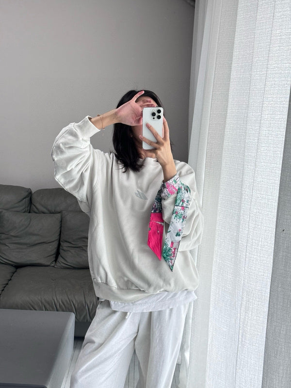 Balenciaga 25 Crew Neck Sweatshirt White Cotton 0004