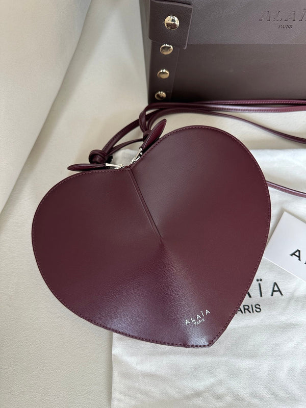 LE COEUR BAG 21 IN BURGUNDY RED CALFSKIN
