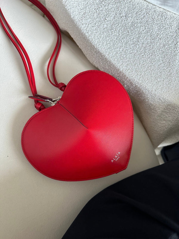 LE COEUR BAG 21 IN CRIMSON RED CALFSKIN