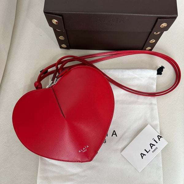 LE COEUR BAG 21 IN CRIMSON RED CALFSKIN