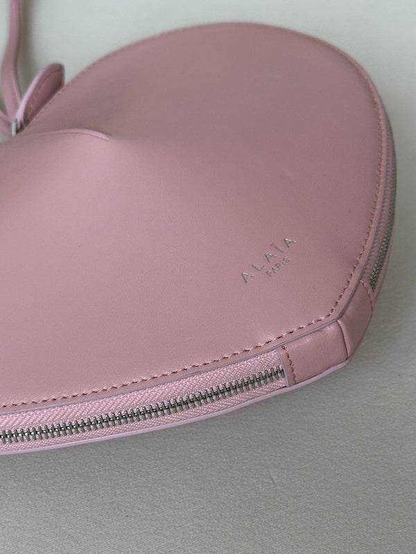LE COEUR BAG 21 IN CUPID PINK CALFSKIN