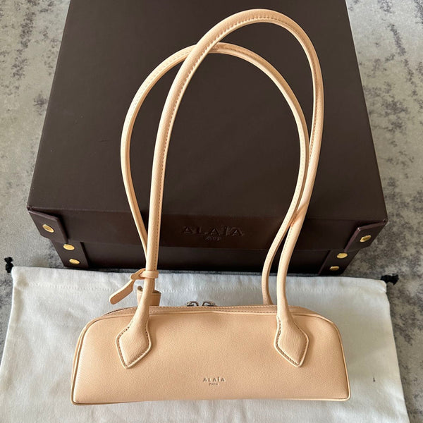 LE TECKEL SMALL BAG 27 IN BISQUE GOATSKIN