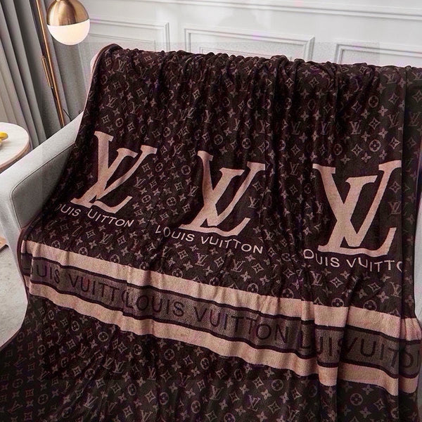 BLANKET IN CHOCOLATE BROWN MONOGRAM LAMB FUR 423068