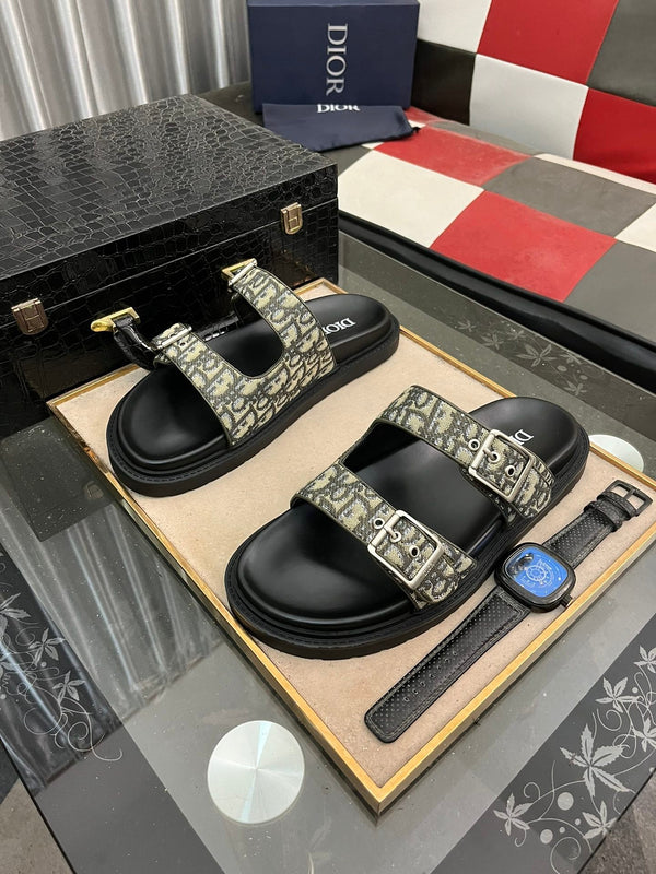 CD AQUA BUCKLE SANDAL BLACK AND SAGE JACQUARD