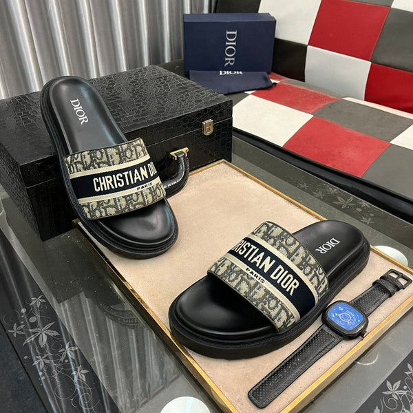 CD SLIDE LETTER SLIPPER BLACK AND SAGE CALFSKIN