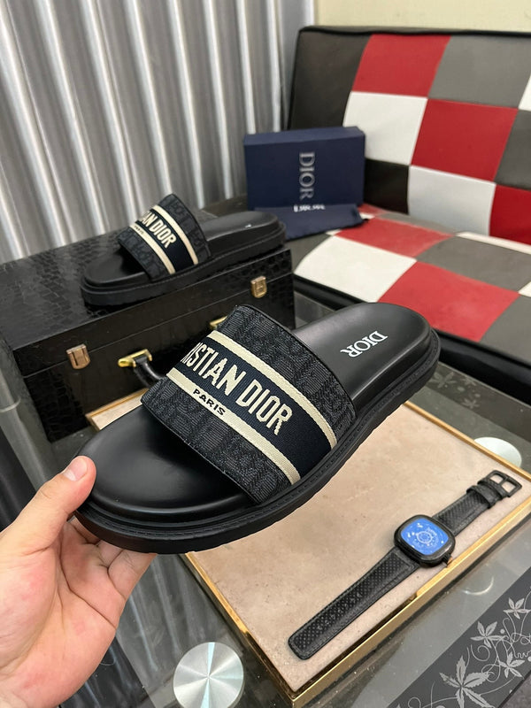 CD SLIDE LETTER SLIPPER BLACK CALFSKIN