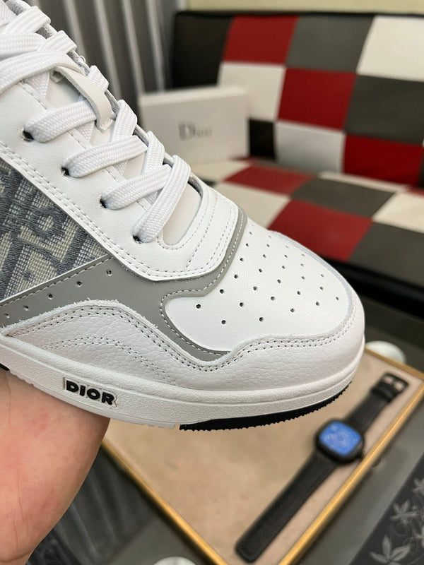 CD B27 LOW-TOP SNEAKER WHITE AND GRAY CALFSKIN