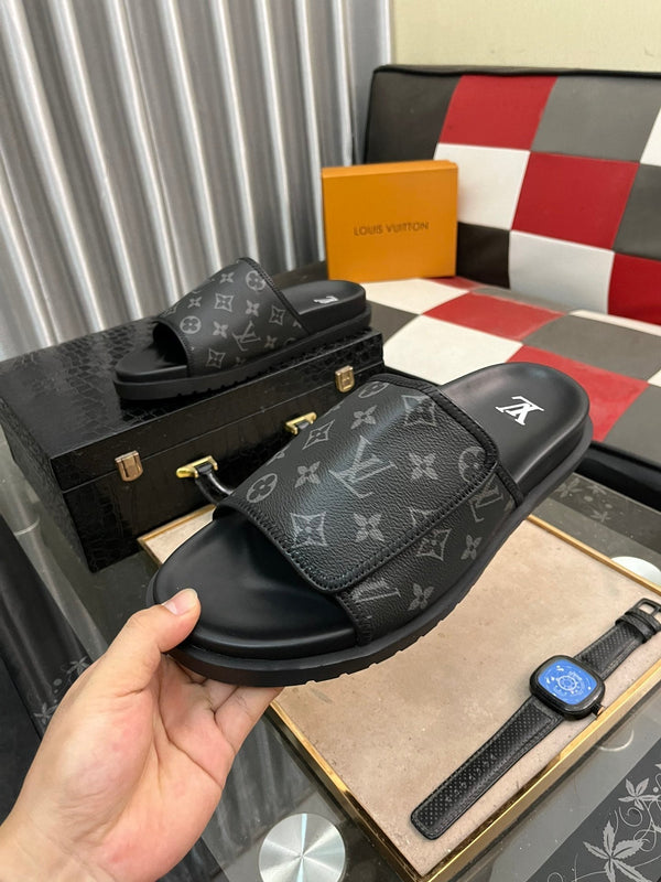 WATERFRONT MULE IN BLACK MONOGRAM RUBBER