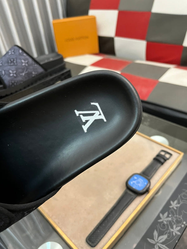 MIAMI MULE IN CHARCOAL GREY MONOGRAM JACQUARD