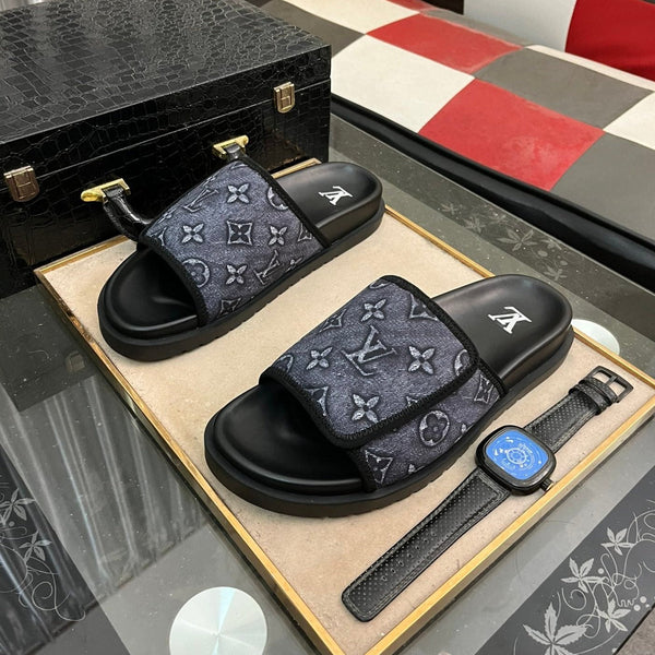 MIAMI MULE IN CHARCOAL GREY MONOGRAM JACQUARD