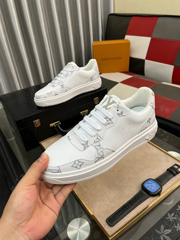 LV CLASSIC TRAINER SHOES IN WHITE MONOGRAM CALFKSIN AND SUEDE