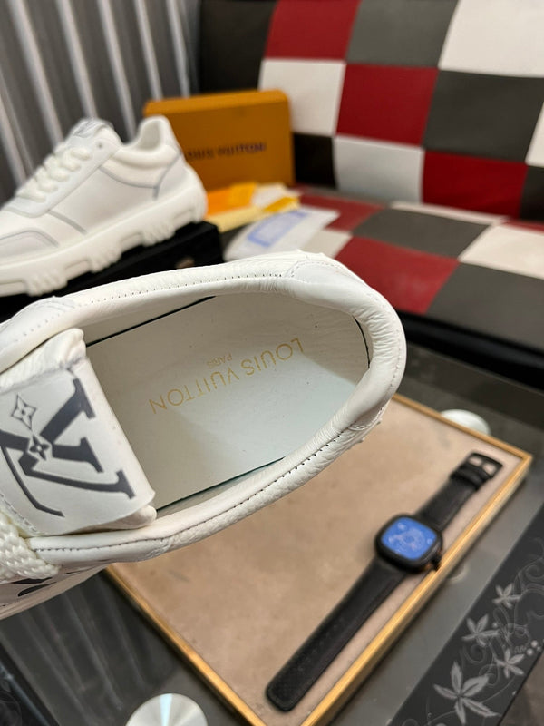 LV SNEAKER WHITE MIX GREY MONOGRAM CALFSKIN