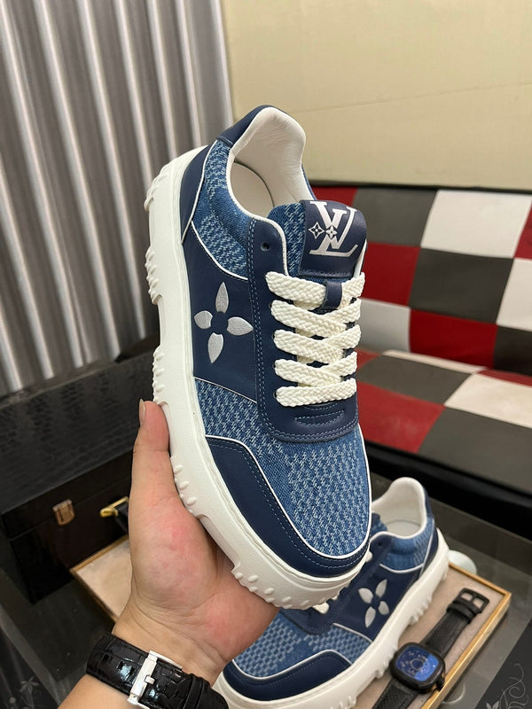 SNEAKER LV IN VITELLO MONOGRAMMA BLU NAVY E DENIM