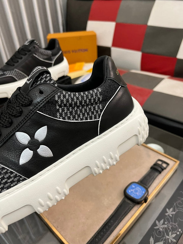 SNEAKER LV IN VITELLO MONOGRAMMA NERO E DENIM