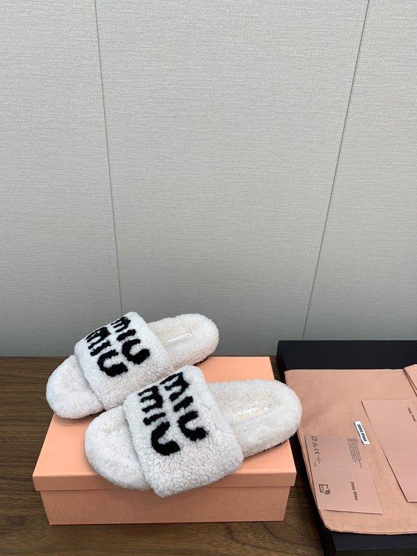 Miu slippers White With Black Text Pure Wool