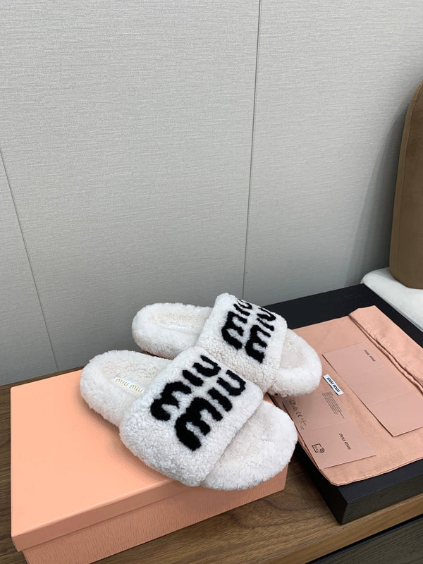 Miu slippers White With Black Text Pure Wool