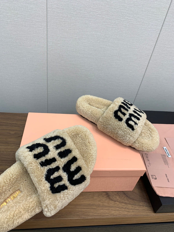 Miu slippers Beige With Black Lettering Pure Wool