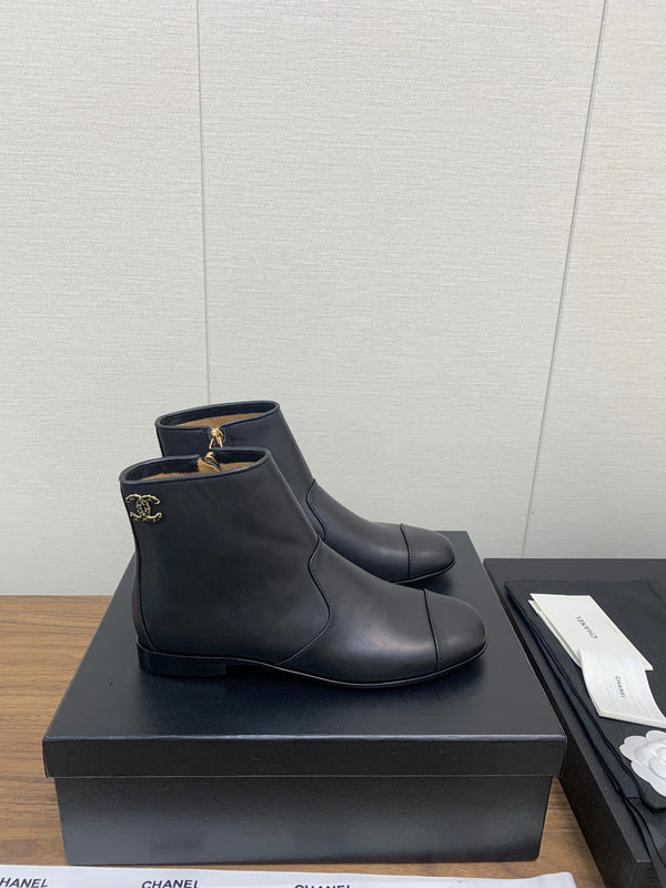 CC Ankle Boots 25mm Plain Black Cowhide