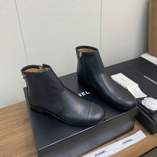 CC Ankle Boots 25mm Plain Black Cowhide