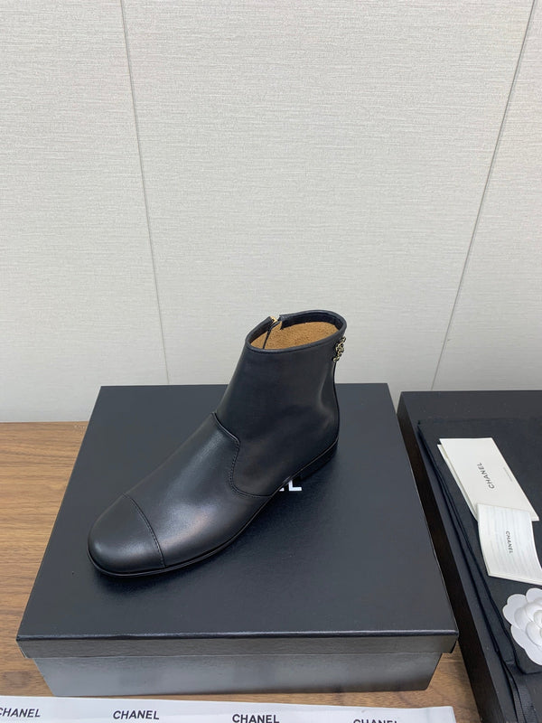 CC Ankle Boots 25mm Plain Black Cowhide