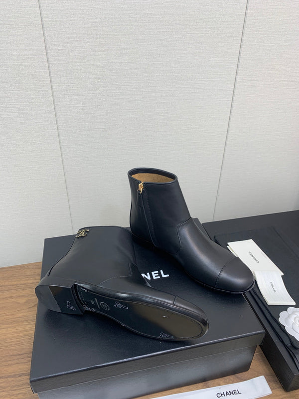 CC Ankle Boots 25mm Plain Black Cowhide