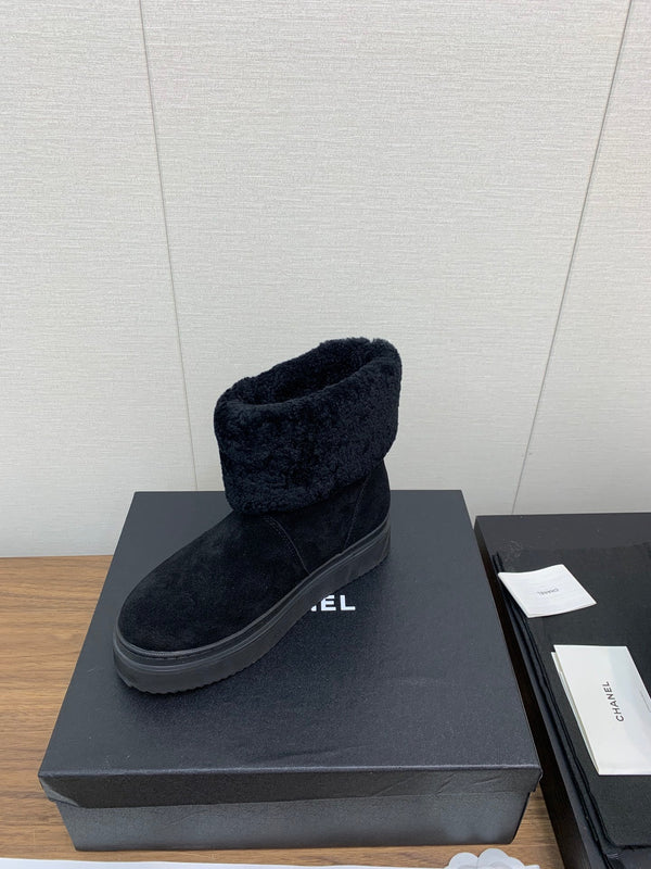 Stivaletti CC in pelle scamosciata nera