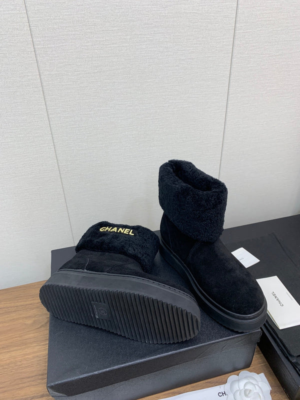 Stivaletti CC in pelle scamosciata nera