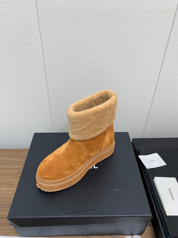 Stivaletti CC in pelle scamosciata marrone gialla