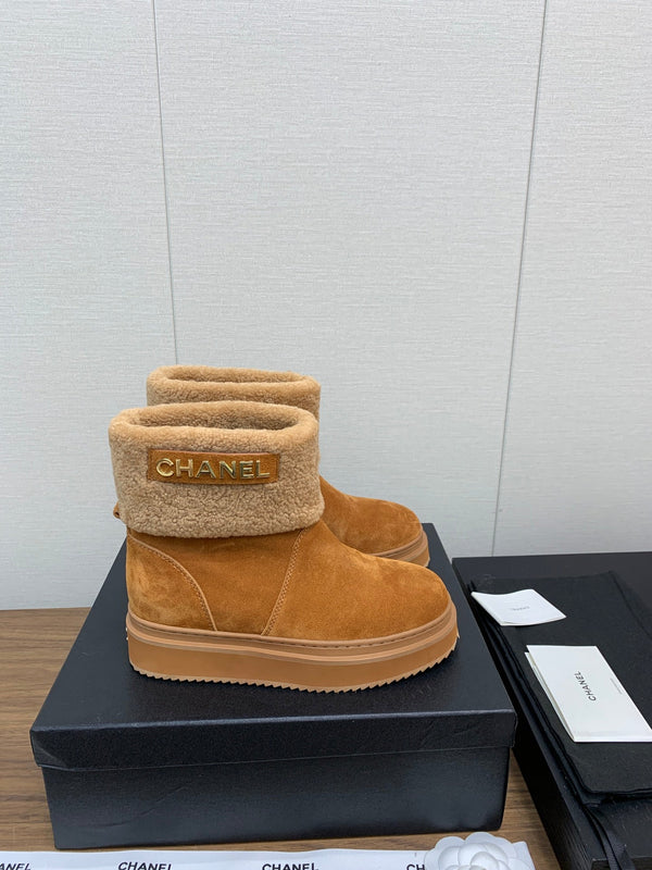 Stivaletti CC in pelle scamosciata marrone gialla