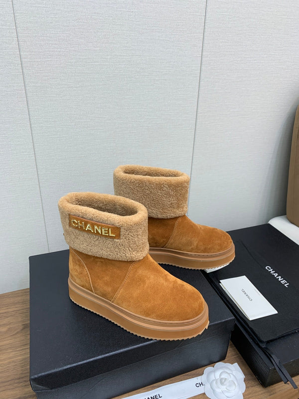 Stivaletti CC in pelle scamosciata marrone gialla