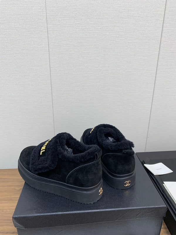 CC Ankle Boots Black Suede Wool