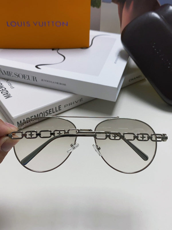 CHAIN PILOT SUNGLASS 581379 IN SILVER METAL LIGHT GREY SMOKE LENSES