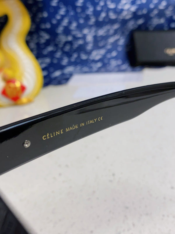 TRIOMPHE SUNGLASS 533220 IN BLACK ACETATE GOLD LOGO