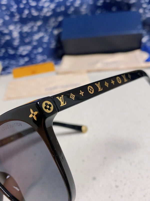 CAT EYE SUNGLASSES 573322 IN BLACK ACETATE MONOGRAM LOGO