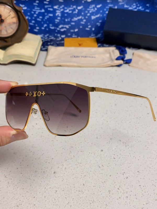 GOLDEN MASK SUNGLASSES 582734 IN GOLD METAL GREY SMOKE LENSES